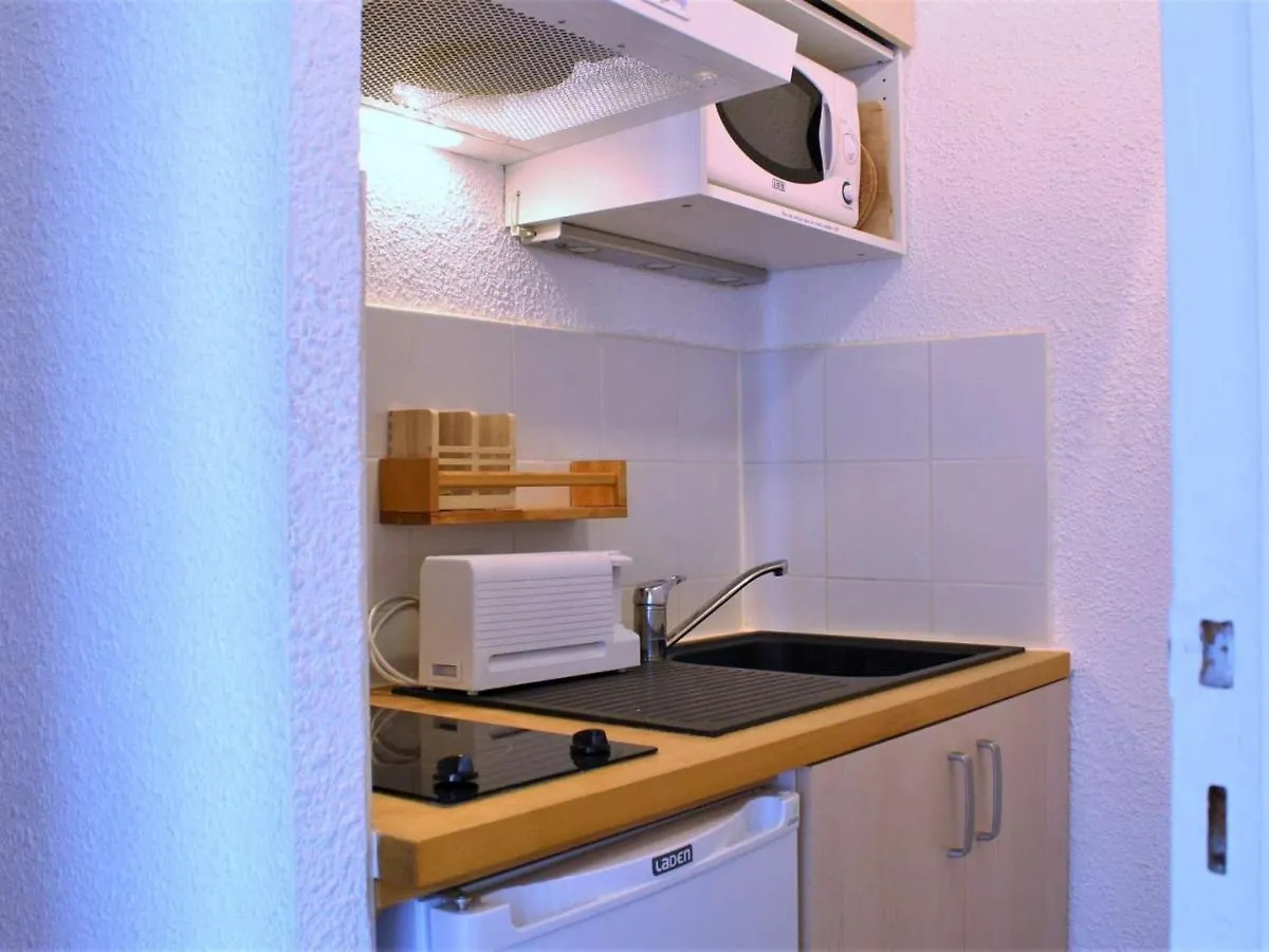 Studio Cosy Pour 4 A Risoul 1850, Au Pied Des Pistes, Balcon Ouest, 2 Etoiles - Fr-1-330-174 Apartment